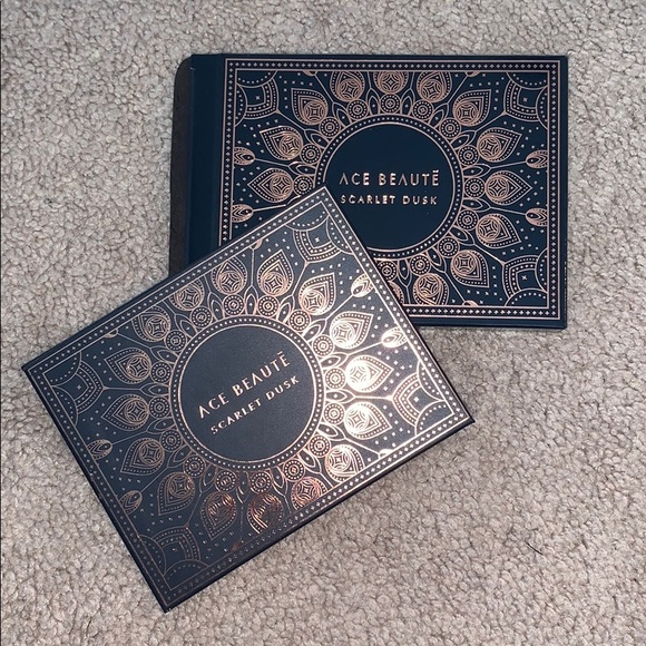ACE BEAUTĒ - Scarlet Dusk Palette - Picture 3 of 5
